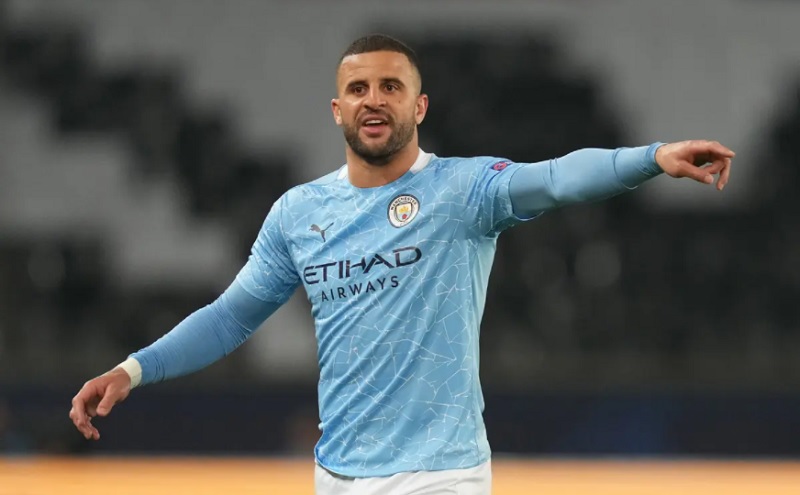 top-nhung-hau-ve-canh-phai-hay-nhat-the-gioi-hien-nay-kyle-walker