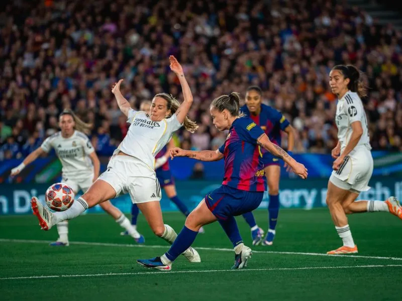 cau lac bo bong da nu real madrid hanh trinh khang dinh vi the tai chau au